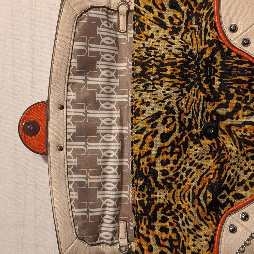 Jennifer Lopez Cheetah Shoulder Bag - Picture 6 of 11